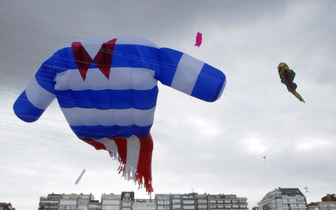 Des cerf-volants par centaine à Knokke